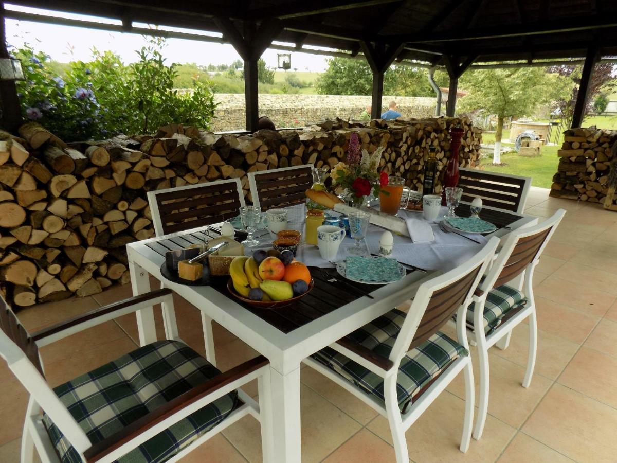 Domaine De La Mance - Maisonnette Avec Cheminee Vitrey-sur-Mance Kültér fotó